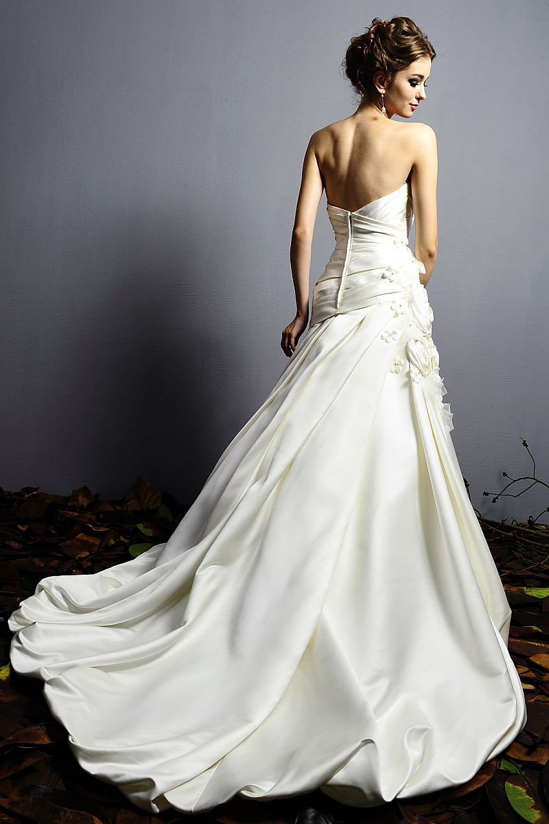 Satin Sweetheart Neckline Wedding Dress Free Shipping